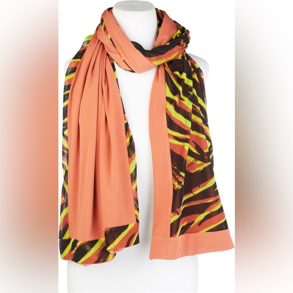 IMAN | New Chic Animal Print Reversible Scarf/Wrap